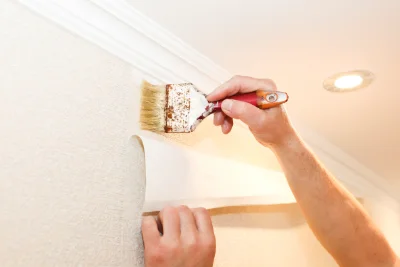 Pose de papier peint à Corrombles — revêtements muraux et toiles de verre